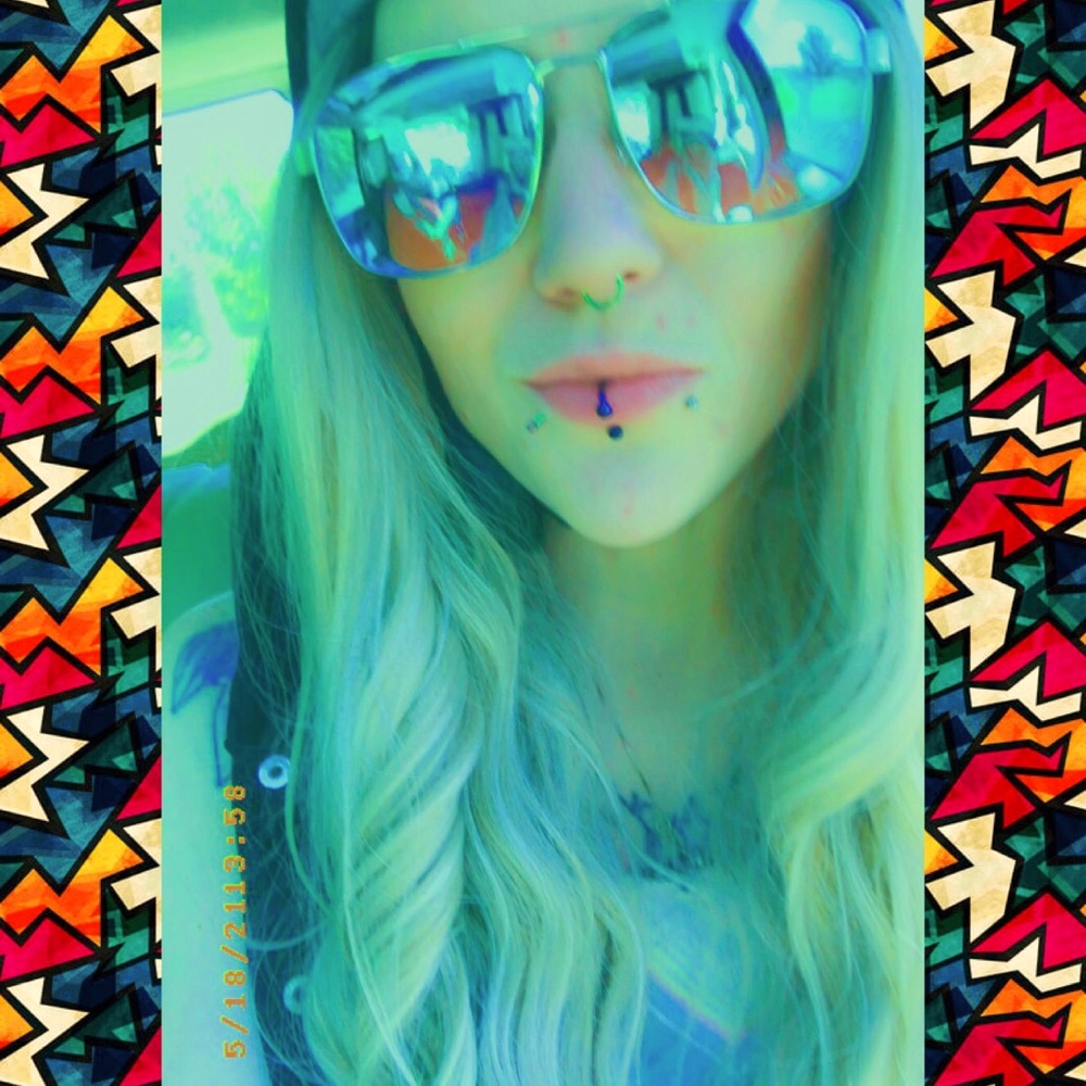 Meet your Posher, Jamie